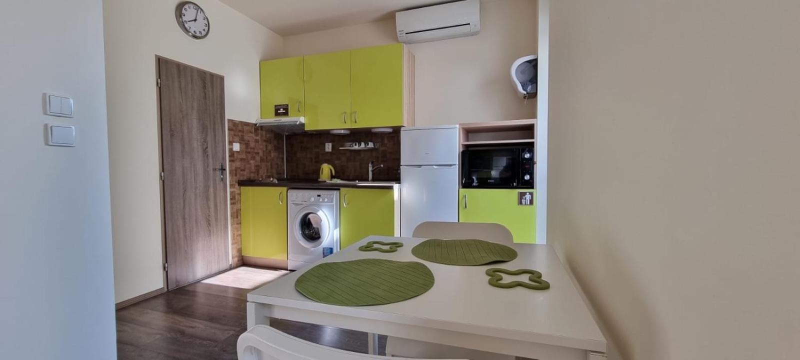 Štúrovo Apartman Panorama מראה חיצוני תמונה