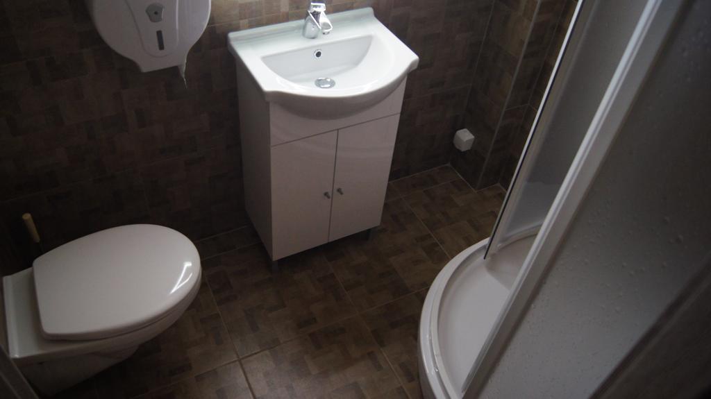 Štúrovo Apartman Panorama מראה חיצוני תמונה