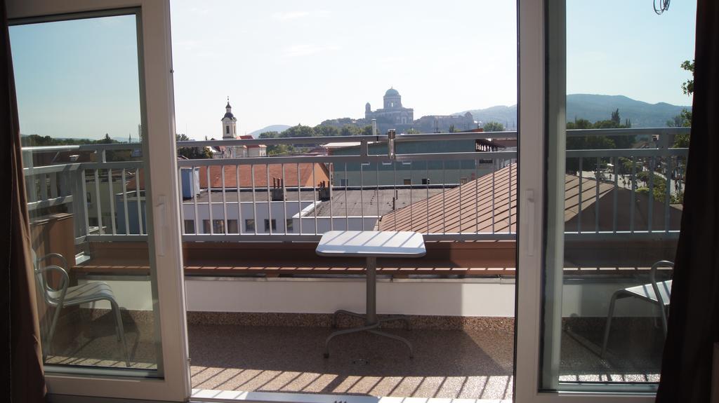 Štúrovo Apartman Panorama מראה חיצוני תמונה