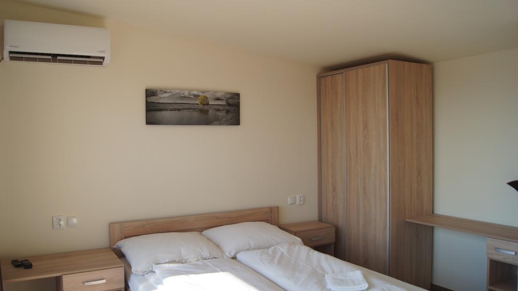 Štúrovo Apartman Panorama מראה חיצוני תמונה